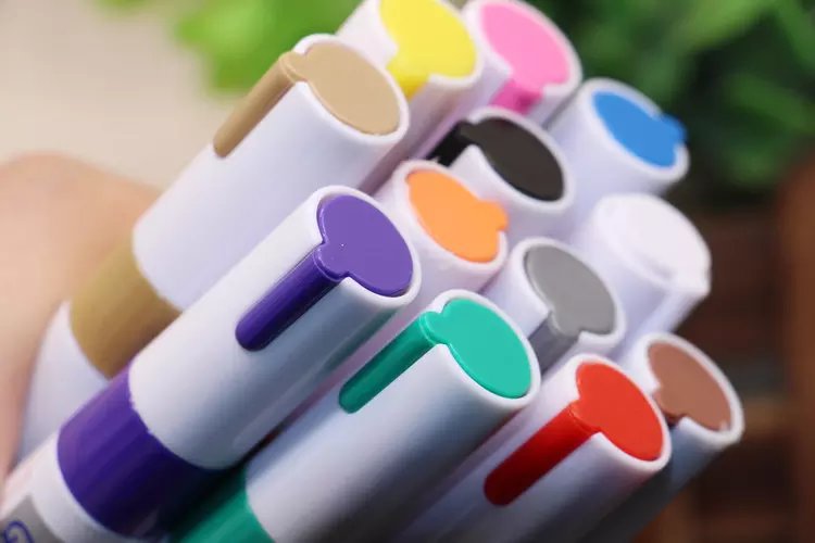 Water-resistant Paint Pens