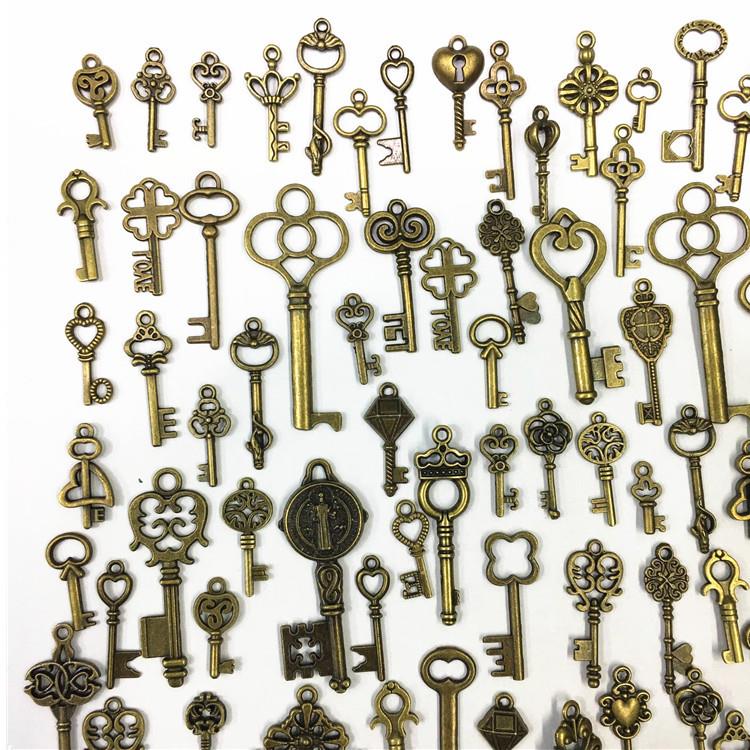 125 Mixed Bag Key Pendants