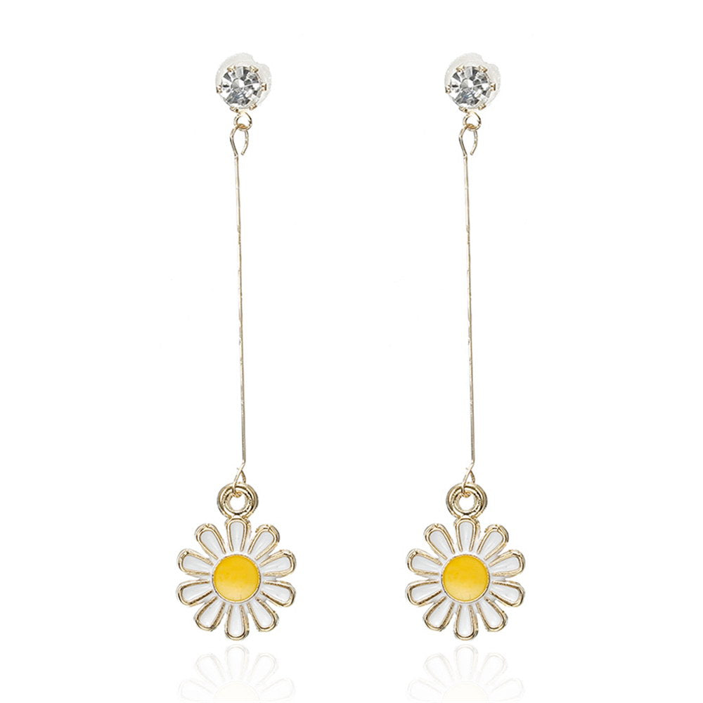 Daisy Dangle Earrings