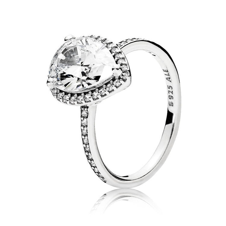 Pear-shaped Halo Ring